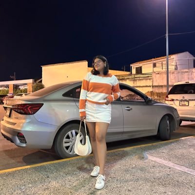 IsisRamos28's profile picture. accountant in progresss 23🍃