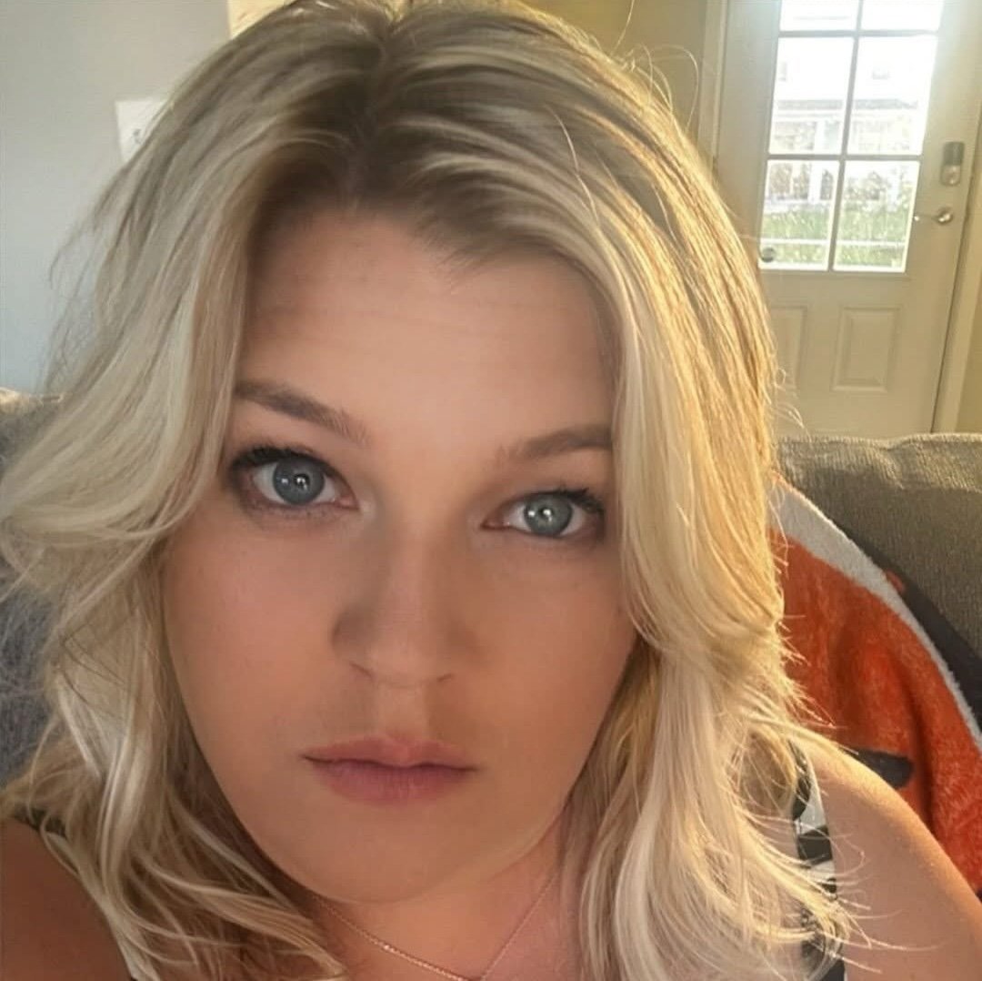 KateBelle28's profile picture. 