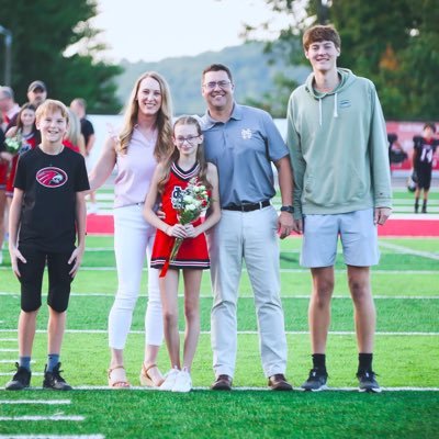 gramsey712's profile picture. Marine Artillery Veteran, @F3Chattanooga Recycle, #Titans, #Vols, #Braves, #Mocs, #Predators