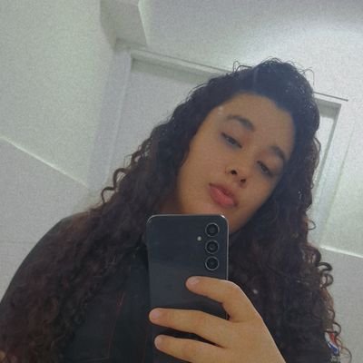 yessika057's profile picture. 