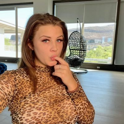 hannay106's profile picture. I’m here for something real