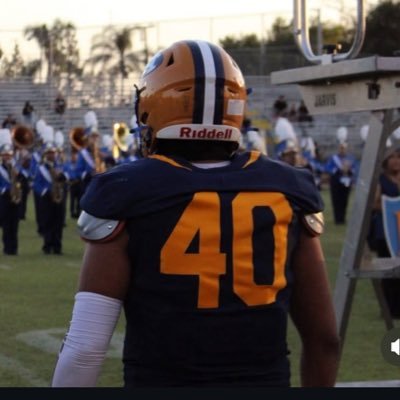 LionelLopez40's profile picture. 