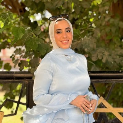 aisha_azaan's profile picture. whoever puts their trust in Allah, He is sufficient for them.” Muslimah | Purpose-Driven Investor | business expert