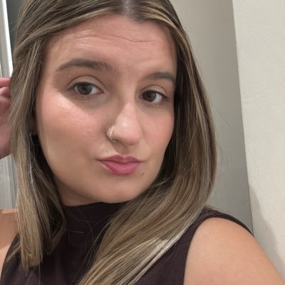 sheeeila20's profile picture. Amor real ni oprime ni juzga