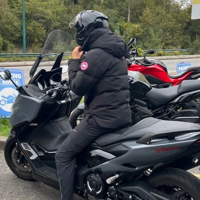 jvjvisser's profile picture. @PSG_inside