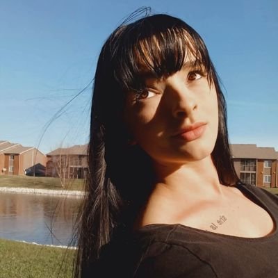 Cheyanne0908's profile picture. Main Account 🍒
IN ➡️ CA 
In my Fan Era 💅🏻