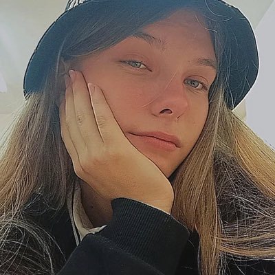 angelysp1ce's profile picture. 
