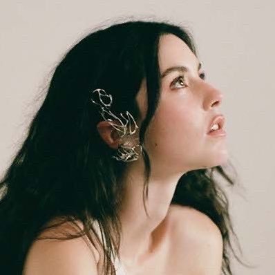 literaryswift's profile picture. — secret gardens in my mind ⋆｡°✩ 📖: 58/80