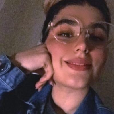 mhsasfhni's profile picture. زندگی قشنگه من عینکم کثیفه .