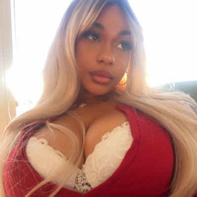 thekaylaaverse's profile picture. 4’9 of everything your timeline is missing😉 | NO MEETS | the link you’re looking for is below ⬇️🌶️❤️‍🔥