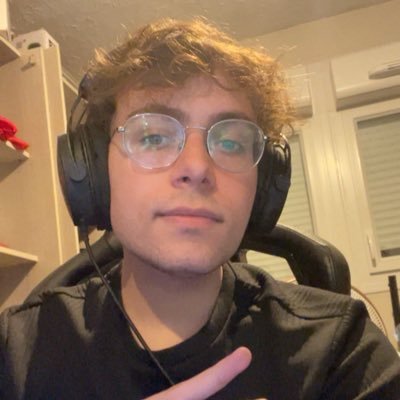 Slayyko's profile picture. Master Vladimir. Stream tous les jours. Contact 📧: contact.slayyko@gmail.com Mon linktree ⬇️⬇️