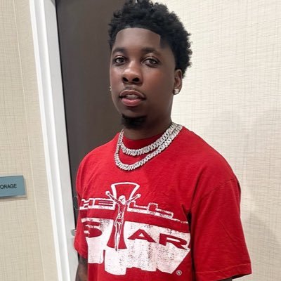 rozierbands's profile picture. #LLK 💜 #LLTY 🕊 #LLCREN | IG : rozierbands