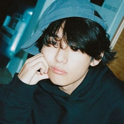 hsweetaegi's profile picture. — taehyungnista and cats lover 🐱🌻