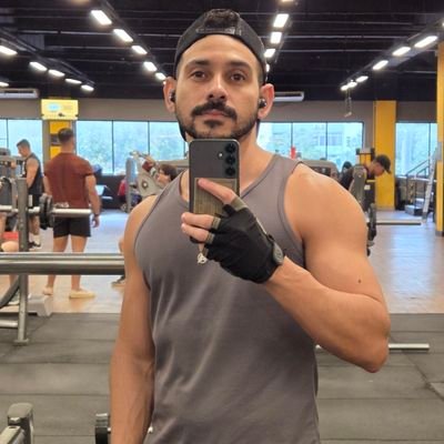 cadufreitaas's profile picture. jornalista avexado, sagitariano aventureiro e meio amante da vida