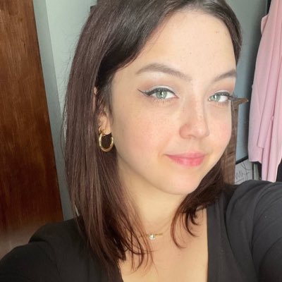 Rose394799499's profile picture. 