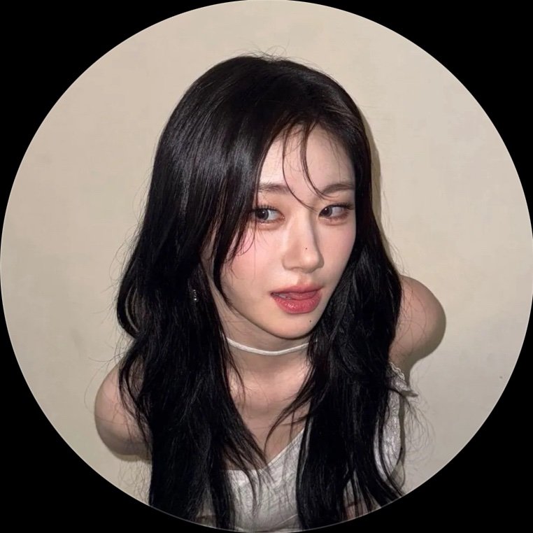 tvlipviera's profile picture. 