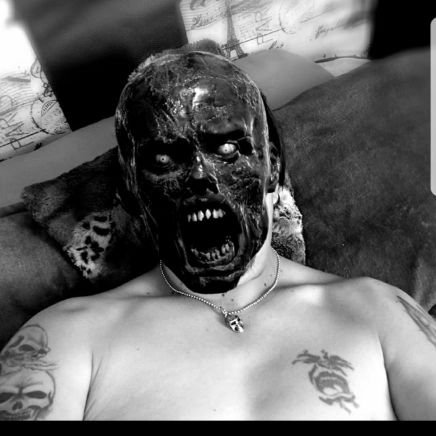 Israelsv74's profile picture. ...y los hombres crearon dioses para esconder sus miedos.

🤘🖤MEROL🖤🤘

Rockero lml