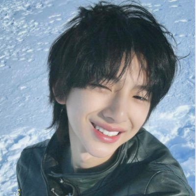 jjujjuw4's profile picture. support for #winmetawin #Fourthnatawat #JUHOON 🫶🏻💖