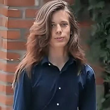 SaxsonMusk6619's profile picture. I'M SAXON MUSK SON OF ELON MUSK THE CEO OF TESLA AND SPACEX THIS IS A NEW ACCOUNT