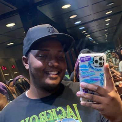 _CDSJ's profile picture. @losfuckingmoney .