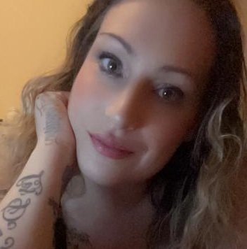 MistressEmx4m0's profile picture. 