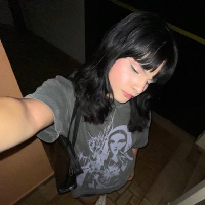 charsyncc's profile picture. cybertranny deejay. ela/dela
