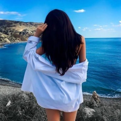 SolarCrescen01's profile picture. Fluent in sarcasm and self-love.