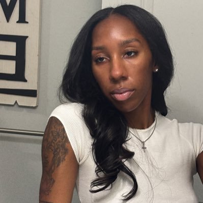 ELLIMMACC's profile picture. 