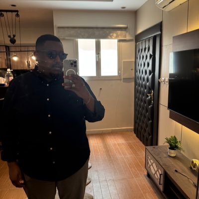 ah_hmz's profile picture. رحم الله روحا اووجعني رحيلها .