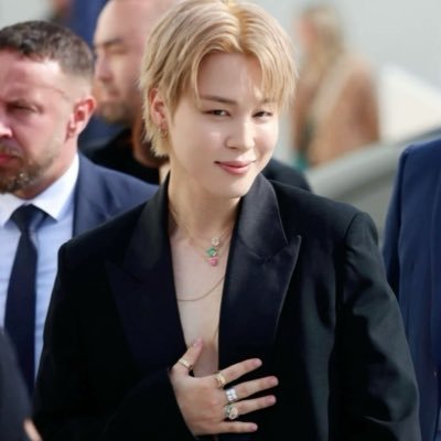 Swifttrkive's profile picture. 