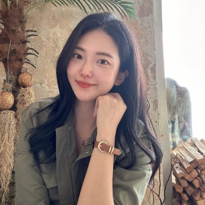 manikan08085708's profile picture. Too glam to give a damn. 💋 | Coffee in one hand, confidence in the other.