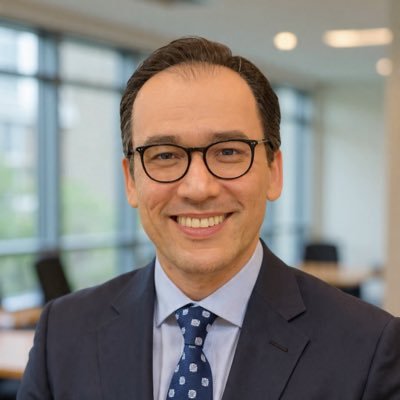 shahrva's profile picture. Medical Physicist | Founder, SpinTecx | Host of Smart Medicine Podcast | Helping Healthcare Startups Build Smarter Imaging & AI Solutions