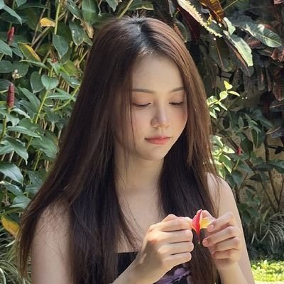 couwvue's profile picture. weave dreams with lavender and rose ̥࿐