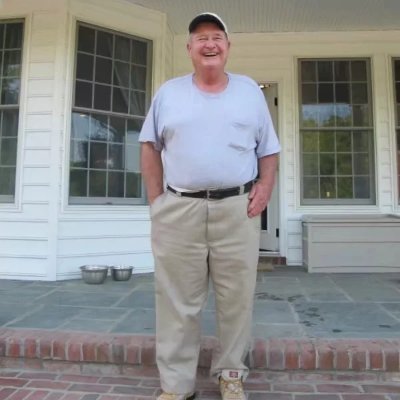 JoellaJoslyn's profile picture. retired entrepreneur