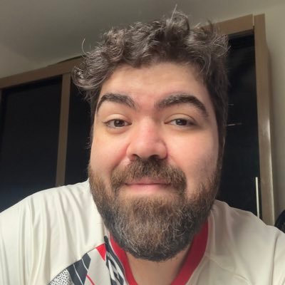 lux_soeiro's profile picture. 