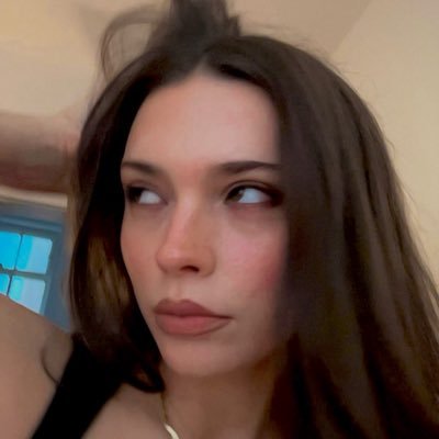 harrietsdamian's profile picture. bellyconrad & rubyjames enthusiast | fan account