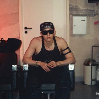 ultravaez's profile picture. im a little crazy about christopher bahng chan so