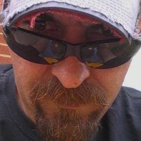 MadcapsArts's profile picture. 