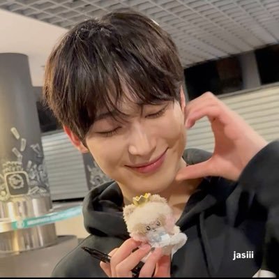 Sunooyork's profile picture. falling into a dilemma ᰔᩚ