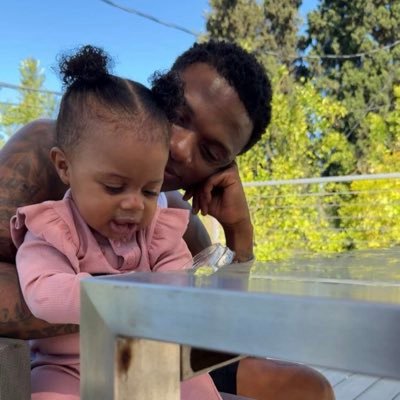 Diamond101231's profile picture. Sailor⚓️ARSENAL ,Football is my life ⭐️Mbappe ⭐️ CR7 ⭐️Wizkid⭐️Fela🎖Yoruba Son💪🇳🇬Osimhen 💎Ogbomosho-Ada💎Omo Olupo Ala Olu