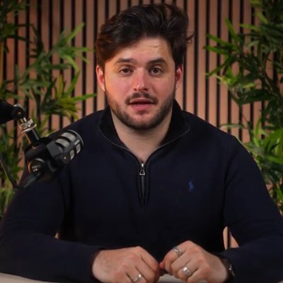ramonsldev's profile picture. 💻 Building software and scaling real estate investments 🏡. Merging tech and property to create impact, while sharing the journey every step of the way.