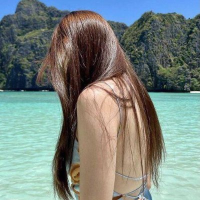 Margaretwethe10's profile picture. . Professional & Passionate:
   "🌍 Explorer | 🎨 Creative Mind | 💻 Tech Enthusiast | Sharing insights and adventures from life’s journey! 📸 #Travel #Art #Tec