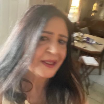 fabiolasaman's profile picture. 