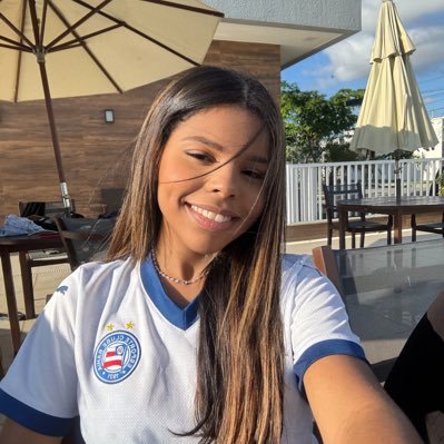 deczinha's profile picture. Ninguém nos vence em vibração 💙❤️🤍