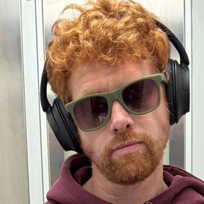 JPelirrojo's profile picture. 🎙️ Fui influencer sin buscarlo. ❤️ Marido, padre y padrastro. ✍🏻 Hoy creo sin postureo: familia, propósito y vida real.