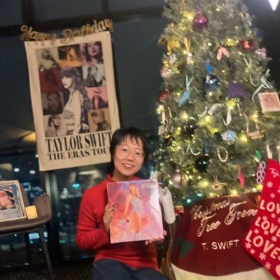 Jingxue_TS's profile picture. 🇯🇵Kyoto→🇨🇳(12years)→🇯🇵Tokyo/ since fearless era/ Eras tour Tokyo D1/ never met Taylor in person/ fan of musical especially LesMis, Phantom by West End🎭