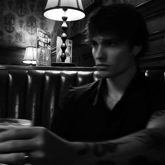 donthvagun's profile picture. jurídico  pieck  finger⠀͟&  marcel  galliard.
