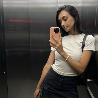 Juanaaaav's profile picture. 