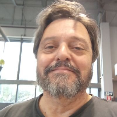 Fallavena's profile picture. Sou Romântico irrecuperável❤️
Galanteador 🌹
 Golpista de ❤️ 
Quero te amar❤️🌹😍
       A vida inteira ❤️🌹🐻‍❄️