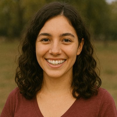 FabiSosa__'s profile picture. Estudiante,comunicadora en formación! Uso mis rrss p/ compartir mi visión política y memes, reclamo a corruptos no importa que partido sean 🇵🇾
